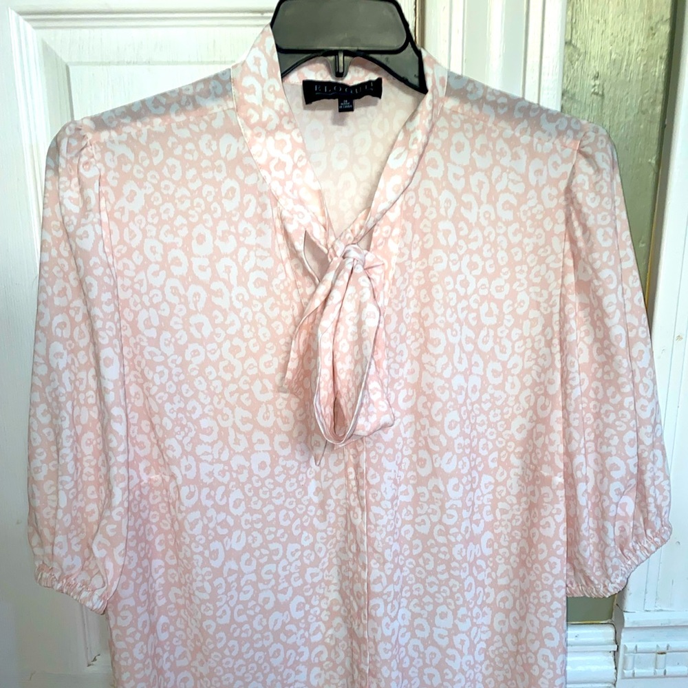 BNWT Blush pink animal print button down bow blouse